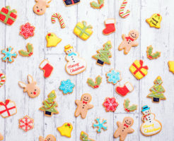 クリスマスをテーマにしたいろいろなアイシングクッキー